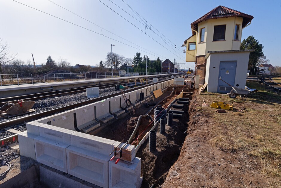 Erneuerung des Bahnsteigs in Berga-Kelbra Februar 2026